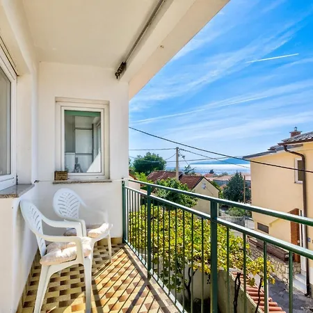 Dada * 诺维·维诺多尔斯基